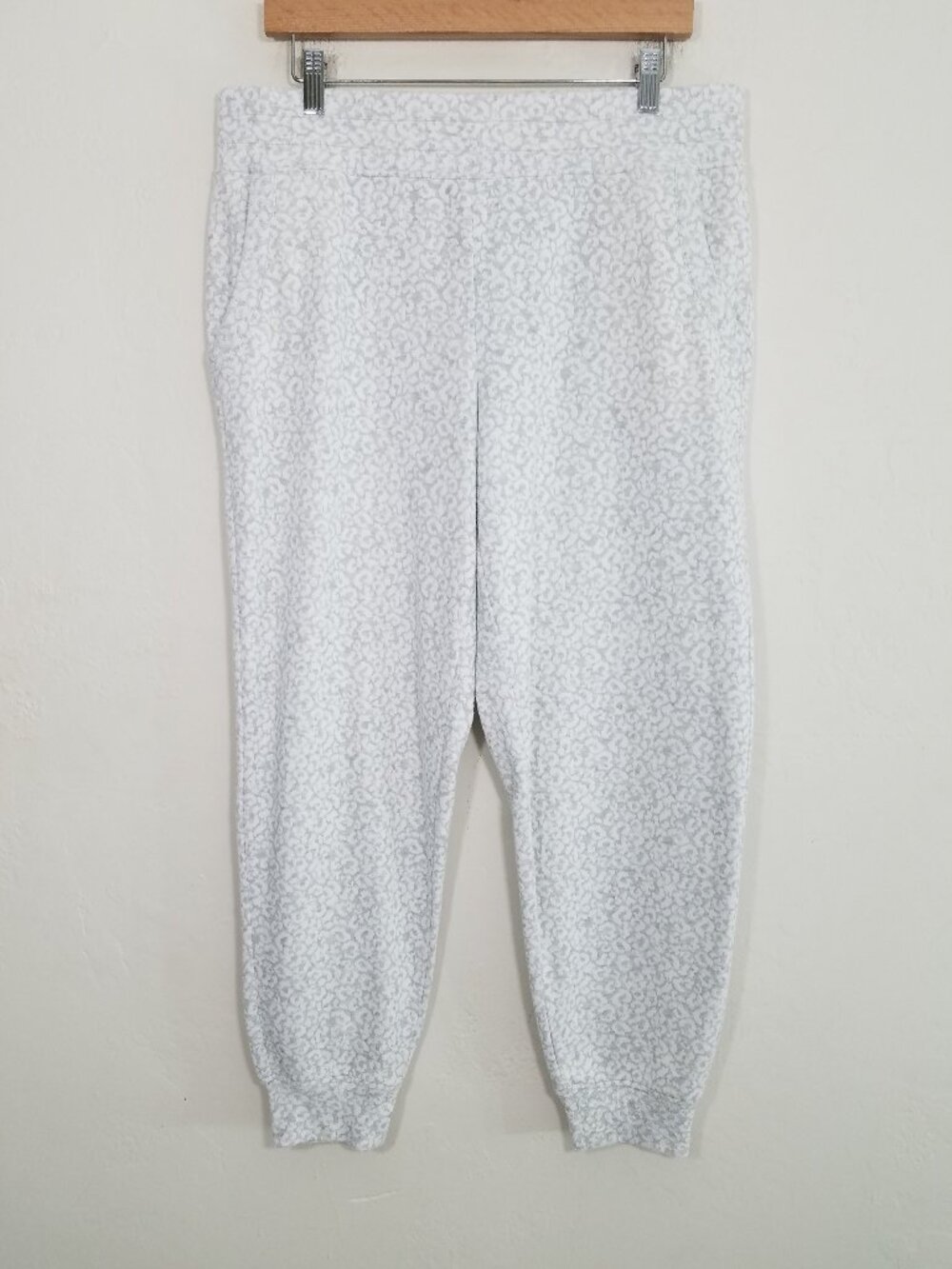 Liverpool Animal Print Jogger Pants Size XL